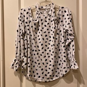 Cold shoulder polka dot top
